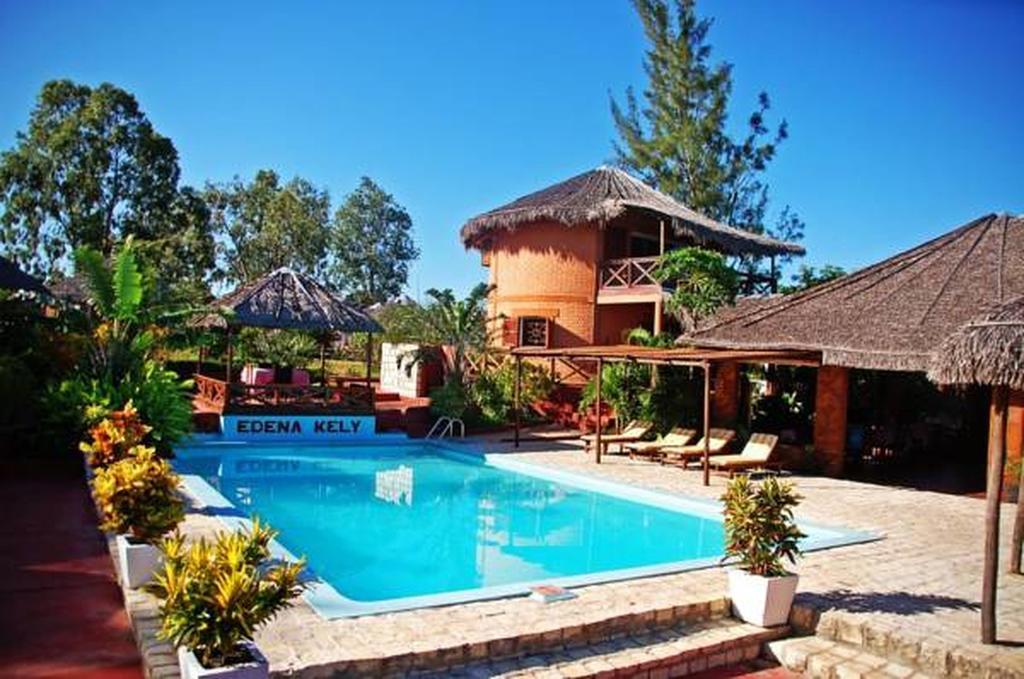 Hotel Edena Kely Mahajanga Exteriér fotografie